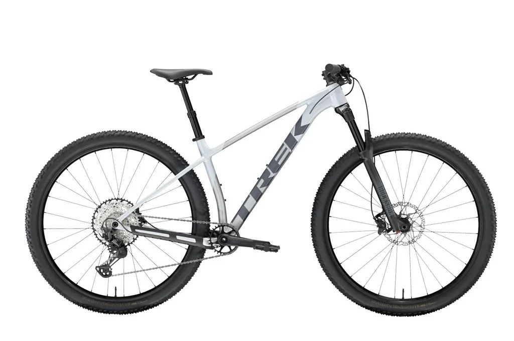 Procaliber 8 Trắng